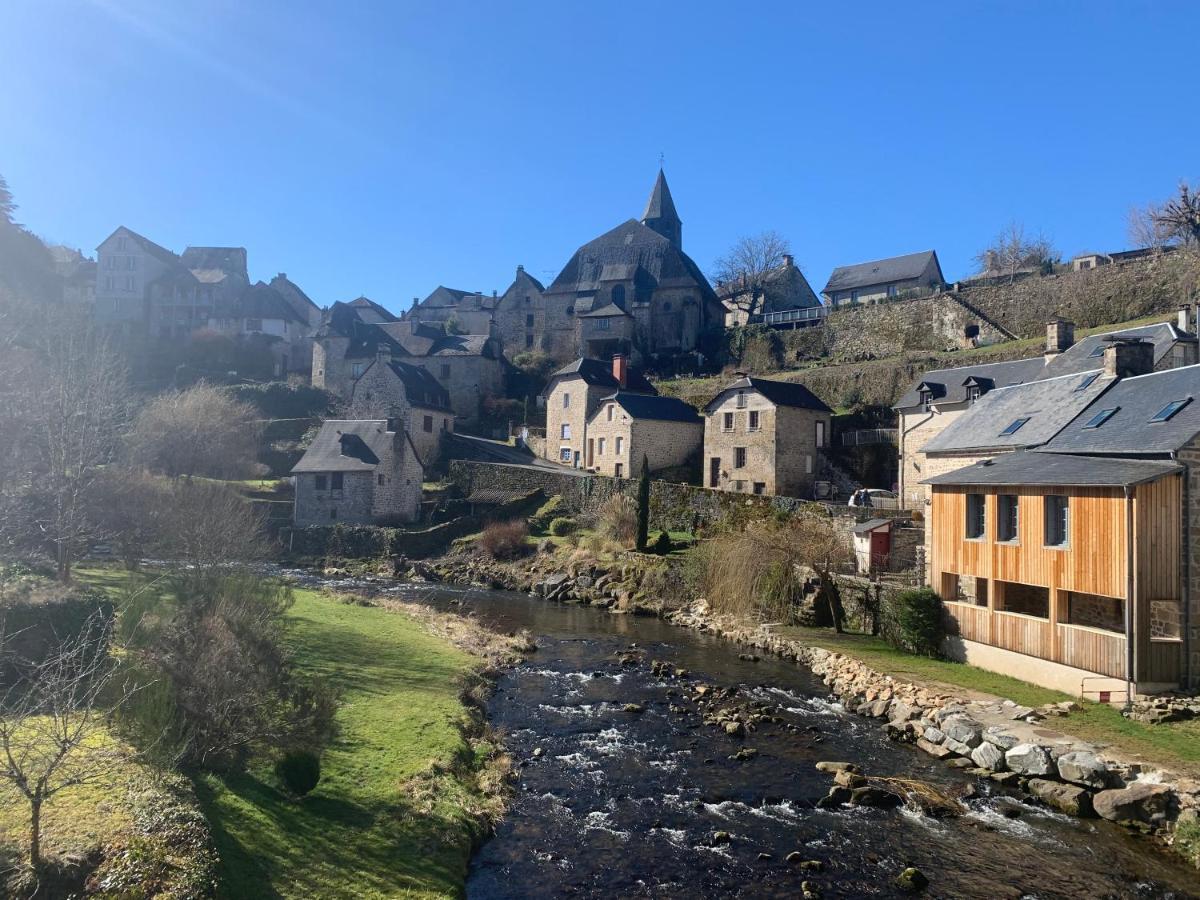 Treignac Tourelles Apartment ภายนอก รูปภาพ